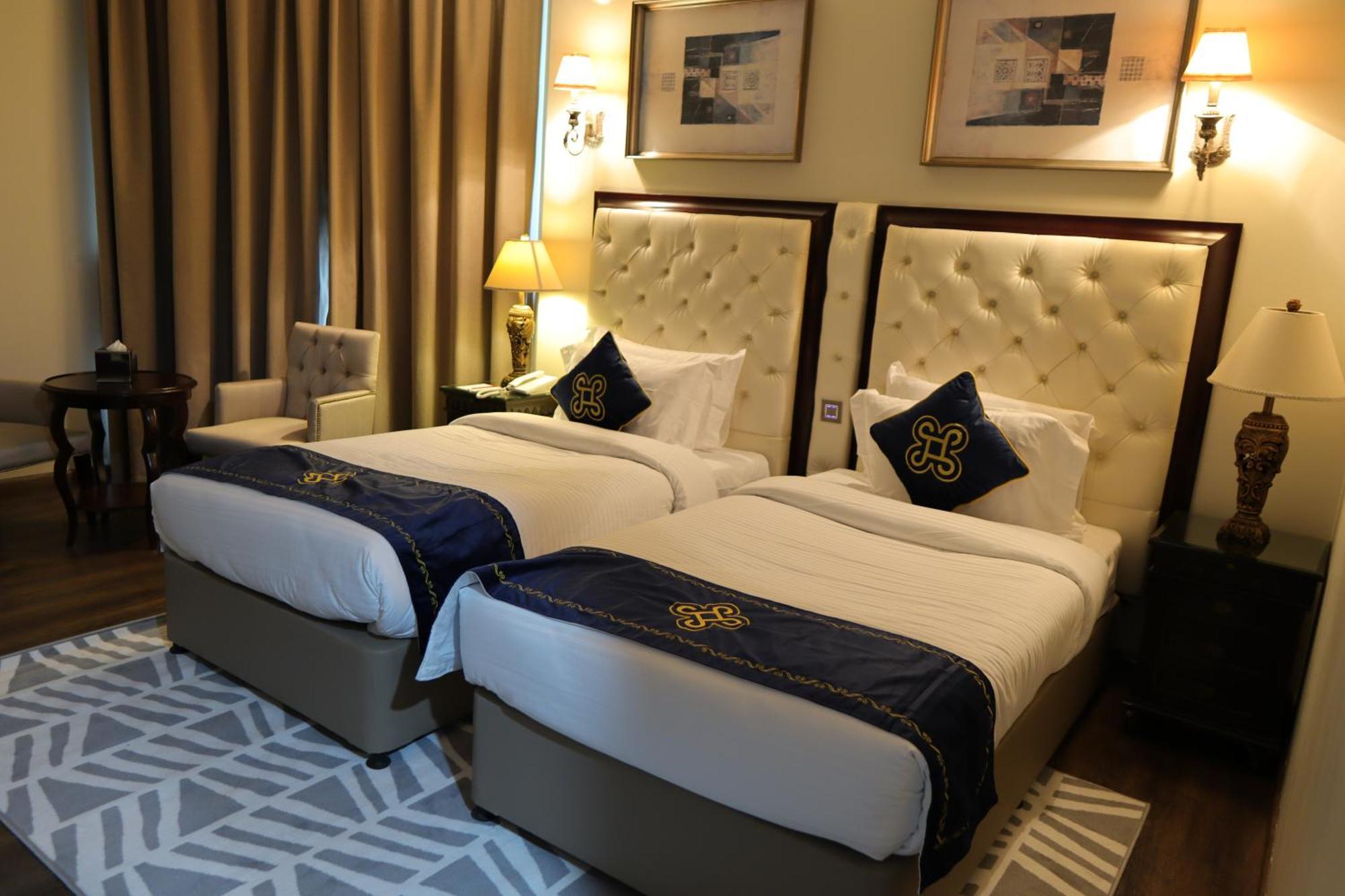 Seven Seas Hotel Dubaï Extérieur photo
