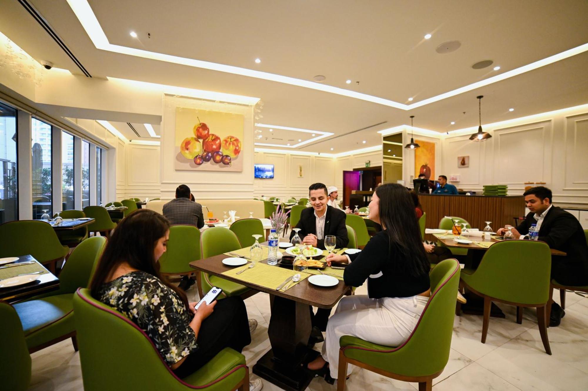 Seven Seas Hotel Dubaï Extérieur photo
