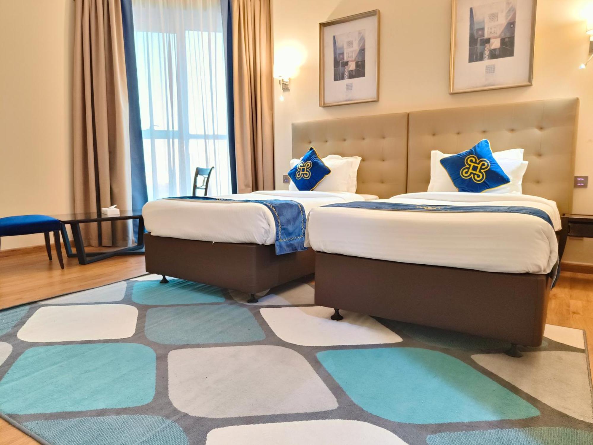 Seven Seas Hotel Dubaï Extérieur photo