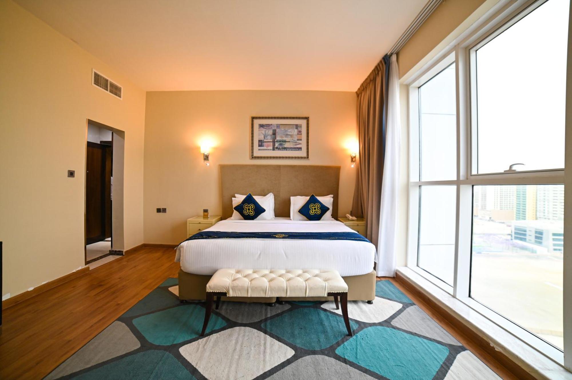 Seven Seas Hotel Dubaï Extérieur photo