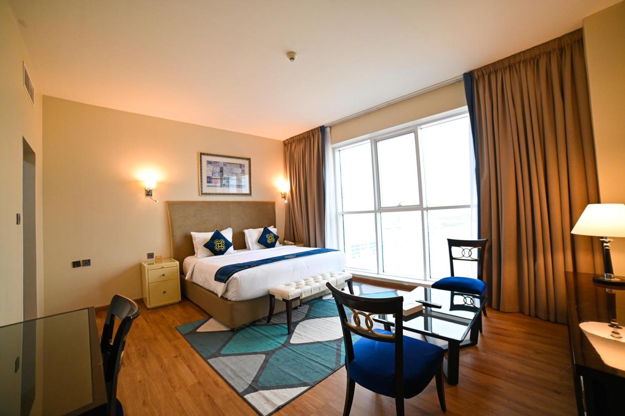 Seven Seas Hotel Dubaï Extérieur photo